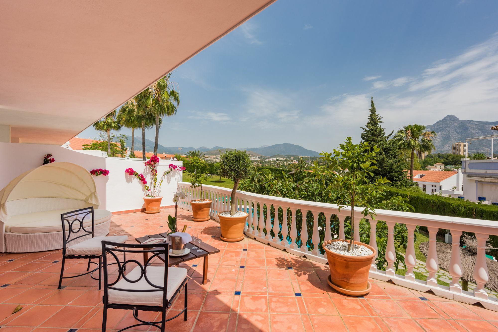 Molo 44 Suites Puerto Banus Marbella Exteriér fotografie